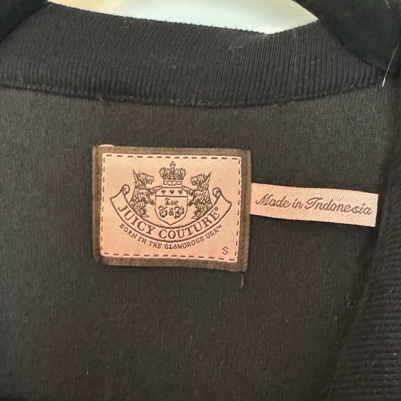 Vintage Juicy Couture Black Velour Jumpsuit Romper - Picture 7 of 7